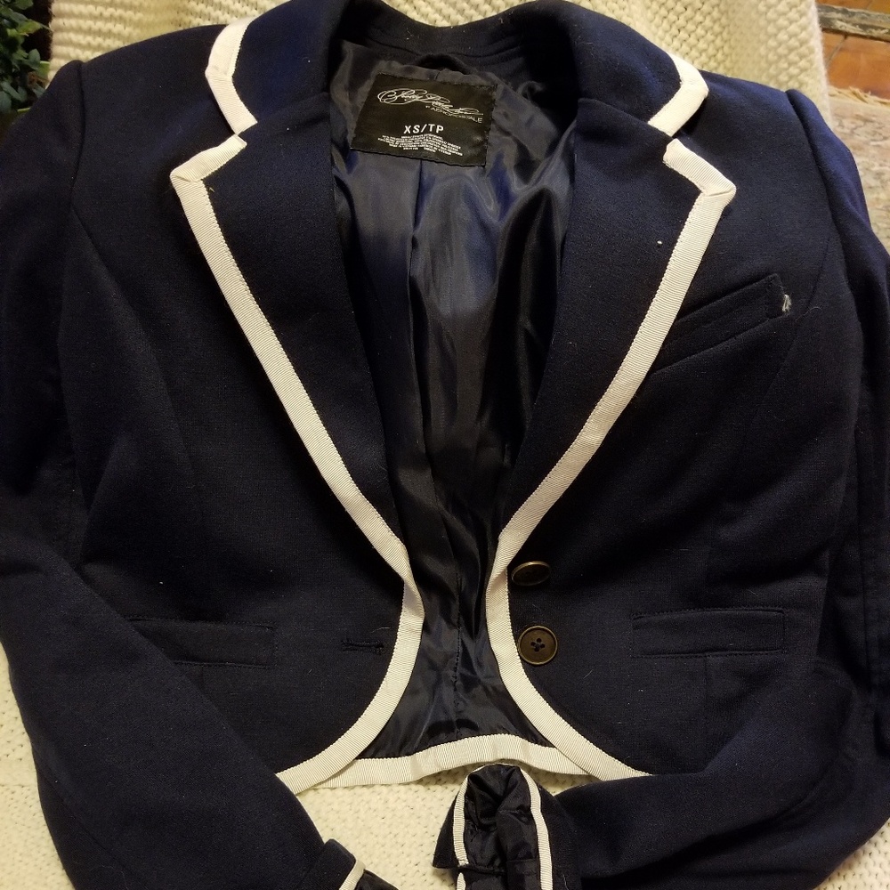 Cropped blazer
